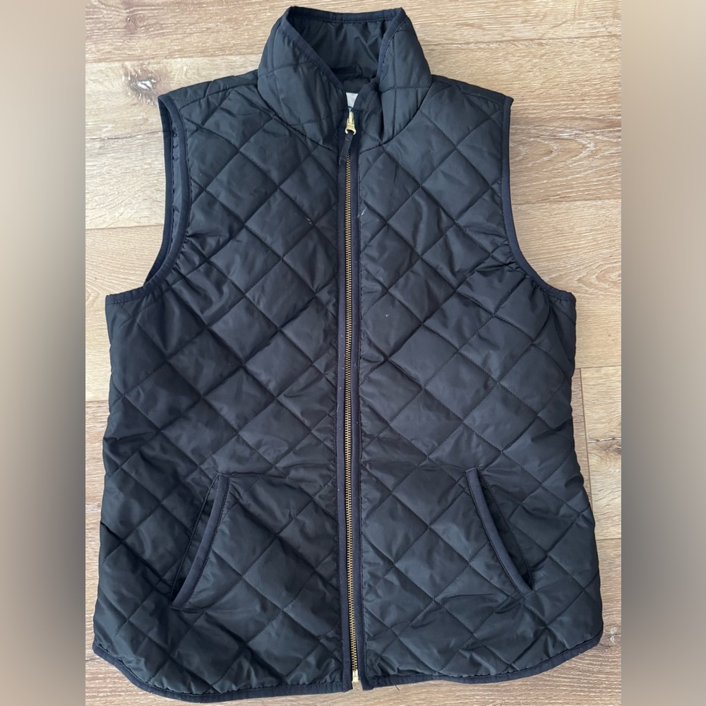 Old Navy Black Quilted Vest